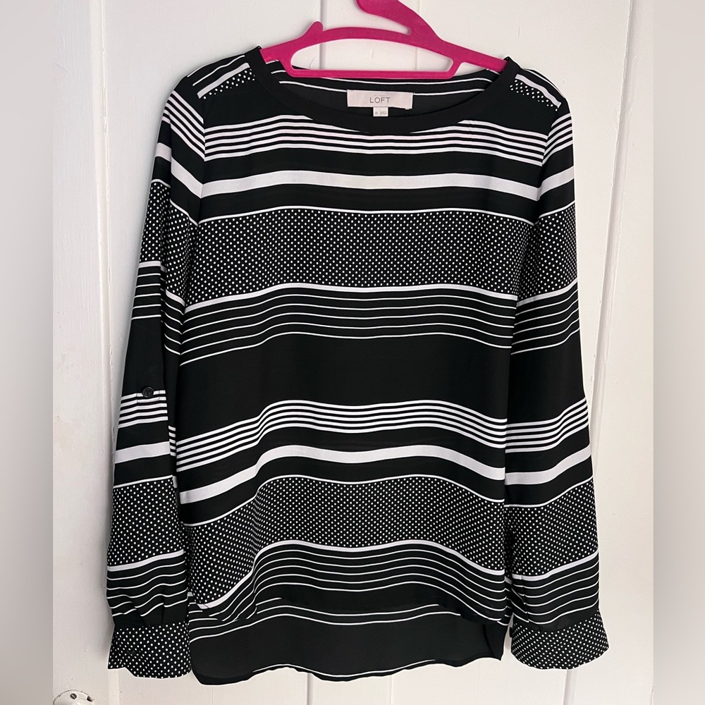 Loft black and white patterned blouse, size XS, oversized